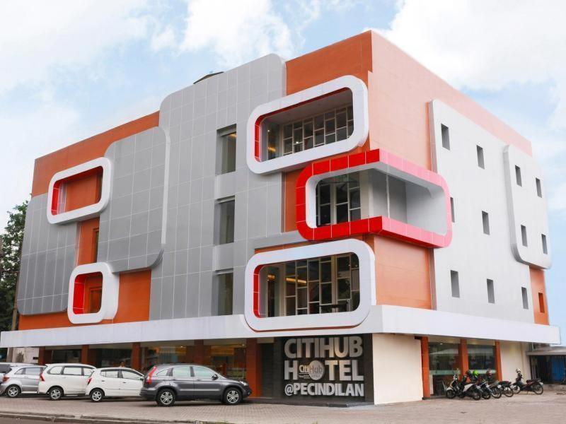 Citihub Hotel @ Pecindilan Surabaya Exterior foto